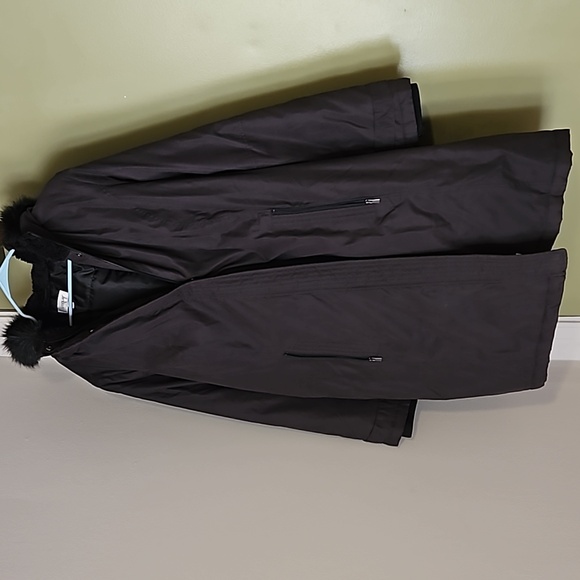 Avenue Winter Coat - Picture 6 of 6